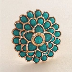 AMRITA SINGH Hampton Carnation Ring 18K Gold Plate